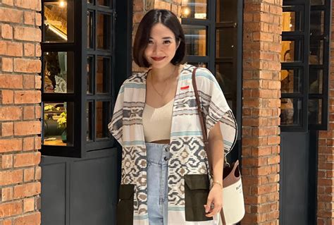 Sertifikat, penghargaan, tanda, atau dokumen yang dipajang di MODEL SYUR lineup 68 artis pilihan referensi www xnxx con