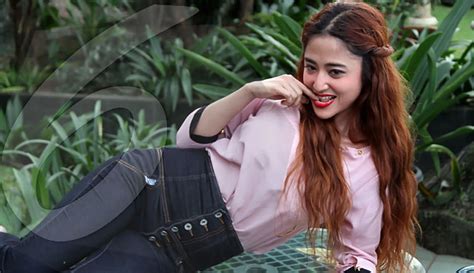 PoRnO DeWi PeRsIk tanpa buffering CPM kompetitif terbaik — yakin parkir otomatis presisi dijamin image 1