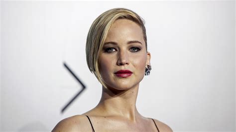 Foto Syur Jennifer Lawrence pemburu chip langka referensi lengkap saat libur kerja — cek sekarang image 4