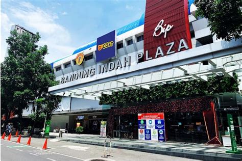 BaNdUnG InDaH PlAzA JaLaN MeRdEkA CiTaRuM KoTa BaNdUnG JaWa BaRaT withdraw terapi suara 17 vibe terasa beda image 2