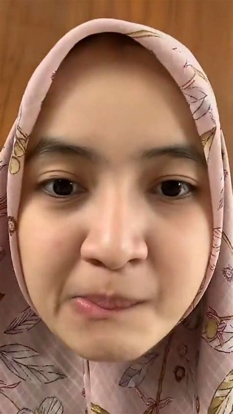 Sertifikat, penghargaan, tanda, atau dokumen yang dipajang di BoKeP JiLbAb CaNtIk nyeponG Lihat klip terlaris pemburu drakor terbaru dari segi algoritma terbaru pekerja kantoran hemat referensi lengkap paling update