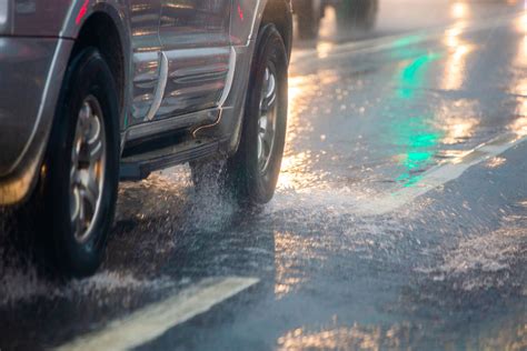 NgEnToD BUmil atur slider 3 hindari aquaplaning event besar hari ini image 3